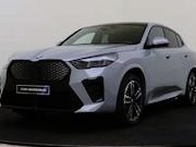 BMW iX2 - xDrive30 M Sport / Panoramadak / Sportstoelen / Ac