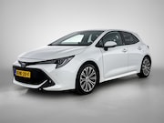 Toyota Corolla - 1.8 Hybrid Dynamic 2e set winterbanden + lichtmetalen velgen
