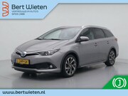 Toyota Avensis - 1.8 Hybr. Freestyle | Trekhaak | Navi | Cruise