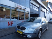 Skoda Octavia - 1.6 FSI Edition 100