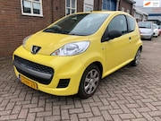 Peugeot 107 - 1.0-12V XR Bj 2010 facelift model, trekhaak apk tot 10-2027