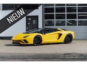 Lamborghini Aventador - S 6.5 V12