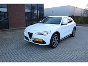 Alfa Romeo Stelvio - 2.0 T AWD Super Leder-Navi-Memory-Camera--Carplay-Afn. Trekh