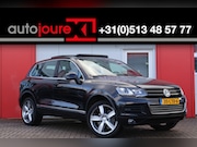 Volkswagen Touareg - 3.0 TSI Hybrid Highline | Luchtvering | Panoramadak | Leder