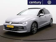 Volkswagen Golf - 1.5 eHybrid Style Edition | Panodak | Camera | Trekhaak | El