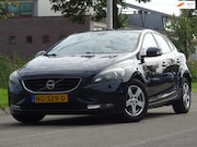 Volvo V40 - 1.6 D2 Kinetic NAVI/AIRCO/CRUISE/PDC/APK