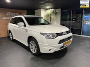 Mitsubishi Outlander - 2.0 PHEV Instyle DEALER OH - 1E EIGENAAR - SCHUIFDAK - TREKH