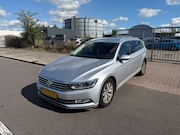 Volkswagen Passat - 1.6 TDI DSG-AUTOMAAT FACELIFT XENON/NAVI/CLIMA