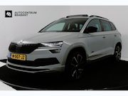 Skoda Karoq - 1.5 TSI ACT Sportline Business (PANORAMADAK, TREKHAAK, STOEL