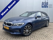 BMW 3-serie - Touring 320e 204 pk Business Edition Plus Trekhaak Panoramad