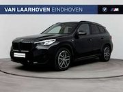 BMW X1 - sDrive20i M Sport Automaat / Sportstoelen / Achter