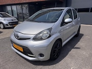 Toyota Aygo - 1.0 VVT-i Dynamic Orange 5 DRS AIRCO LED TOP KMS