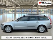 Volvo V50 - 2.4 Elite Rijklaar met garantie