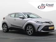 Toyota C-HR - 1.8 Hybrid Dynamic Camera, Apple Carplay, Keyless, Lane Assi