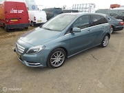 Mercedes-Benz B-klasse - motorschade 200 CDI Prestige motor kapot