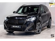 BMW X1 - SDrive18i|M-sport|NAP|E-trekhaak|Cam|HUD|DealerOnderh