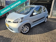 Toyota Aygo - 1.0-12V + | AUTOMAAT | 2E EIGENAAR | 12MND GARANTIE | ELEC P