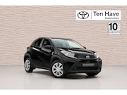 Toyota Aygo X - 1.0 VVT-i 72PK MT Play | Achteruitrijcamera | Buitenspiegels