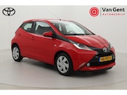 Toyota Aygo - 1.0 VVT-i x-play | Airco | Camera | Bluetooth