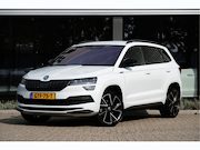 Skoda Karoq - 1.5 TSI ACT Sportline | El. Trekhaak | ACC | 19" | Camera |