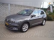 Volkswagen Tiguan - 1.5 TSI ACT Highline Autom Panodak Alcantara Navi