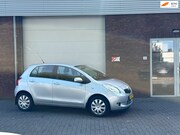 Toyota Yaris - 1.3 VVTi Sol MMT|AUTOMAAT|AIRCO|