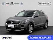 Volkswagen T-Roc - 1.0 TSI Style 110 PK | Navigatie | 17" LM velgen | Alarm | P