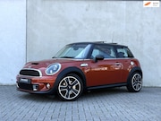 MINI Cooper S - 3-Deurs 1.6 Chili Xenon Pano 17inch