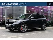 BMW X1 - sDrive20i M Sport Automaat / Panoramadak / Sportst