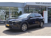 Toyota Corolla Cross - 2.0 HYBRID 184PK FIRST-EDITION BLIND-SPOT EL-ACHTERKLEP ALL 