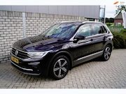 Volkswagen Tiguan - 1.5 TSI Elegance Cruise Adoptief Stoel/Stuur Verw PDC v+A La