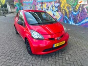 Toyota Aygo - 1.0-12V looks dik android scherm apk december lekker zuinig