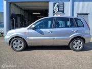 Ford Fusion - 1.4-16V