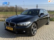 BMW 1-serie - 118i Sport Line Aut.| Leder | PDC Voor & Achter | Stoelverw.