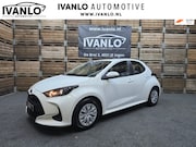 Toyota Yaris - 1.5 Hybrid Active Camera CLima Cruise Bluetooth