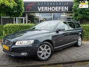 Volvo V70 - 1.6 T4 Momentum | AUTOMAAT | STOELVERWARMING | LEDER | NAVIG