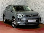 Volkswagen Tiguan - 1.5 eHYBRID TREKHAAK PANORAMA STOEL/STUUR VERW CAMERA ELEK.K