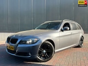 BMW 3-serie - Touring 318i Business Line * Navi * Cruise * Climate * Leer