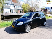 Lancia Ypsilon - 1.2 Argento Airco INRUILKOOPJE ZO MEENEMEN