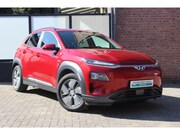 Hyundai Kona - Style 39kWh Navi, Camera, Pdc, Winterpack, All Weather