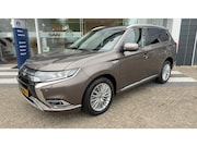 Mitsubishi Outlander - 2.4 PHEV Intense+ Stoelverwarming Cruise Control
