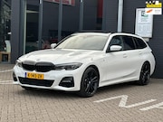 BMW 3-serie - Touring 330e High Executive/2de EG/NAVI/CAMERA/PANO/LEDER/NL
