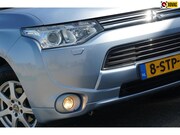 Mitsubishi Outlander - 2.0 PHEV Instyle+ | Cool Silver Metallic | NAV/Clima/Cruise/