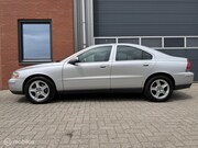 Volvo S60 - 2.4 Edition II Automaat - apk: 7-2027
