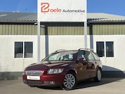 Volvo V50 - 2.4i Momentum Automaat / 170pk / Nwe APK / Trekhaak / Leder