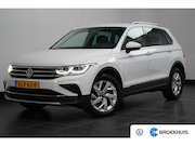 Volkswagen Tiguan - Elegance eHybrid | ACC | Achteruitrijcamera | Elektrische ac
