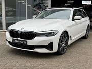 BMW 5-serie - Touring 530e xDrive Executive / Navi / Climate / Camera / Pa