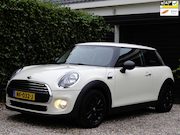 MINI Cooper - 3-Deurs Business | Airco | Cruise control | Navi | PDC achte