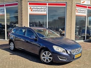 Volvo V60 - 1.6 D2 Kinetic Automaat - Navi - Clima - 2013