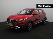 MG MG ZS - EV Luxury 45 kWh | Navi | Panoramadak | Leder | Camera | App